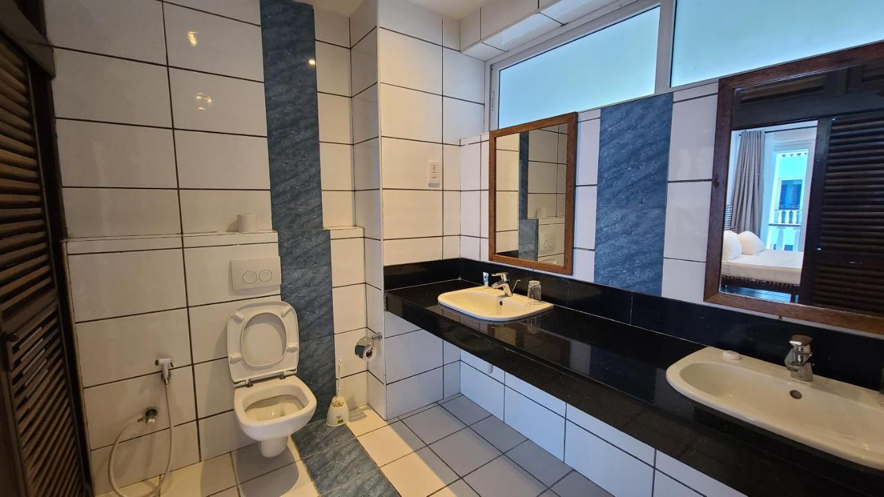 C3 Cowrie Shell Residences Момбаса Екстериор снимка